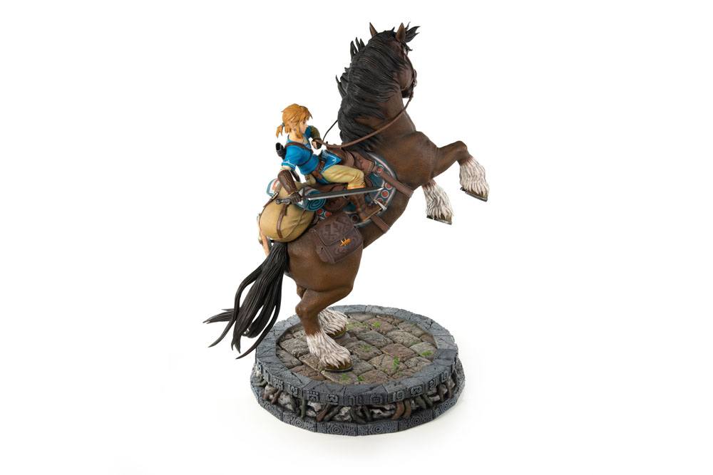 Isola dei Collezionisti - The Legend of Zelda Breath of the Wild Statue Link on Horseback 56 cm - 18