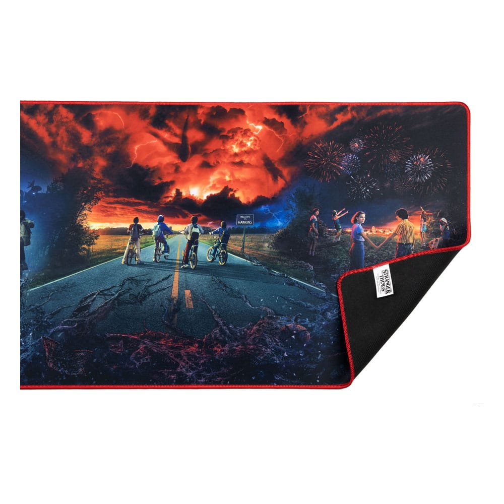 Isola dei Collezionisti - Stranger Things XXL Mousepad Memories 46 x 90 cm - 4