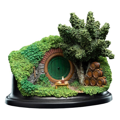 Isola dei Collezionisti - The Hobbit: An Unexpected Journey Diorama Hobbit Hole - 15 Gardens Smial 14,5 x 8 cm - 2